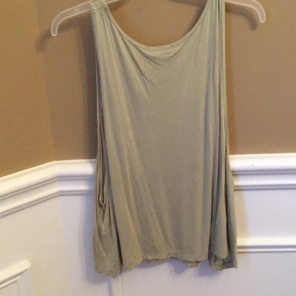 Shirt - Picture 3 of 3